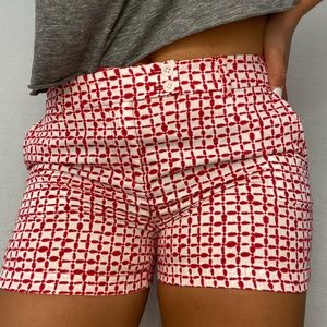 RED VINEYARD VINES SHORTS